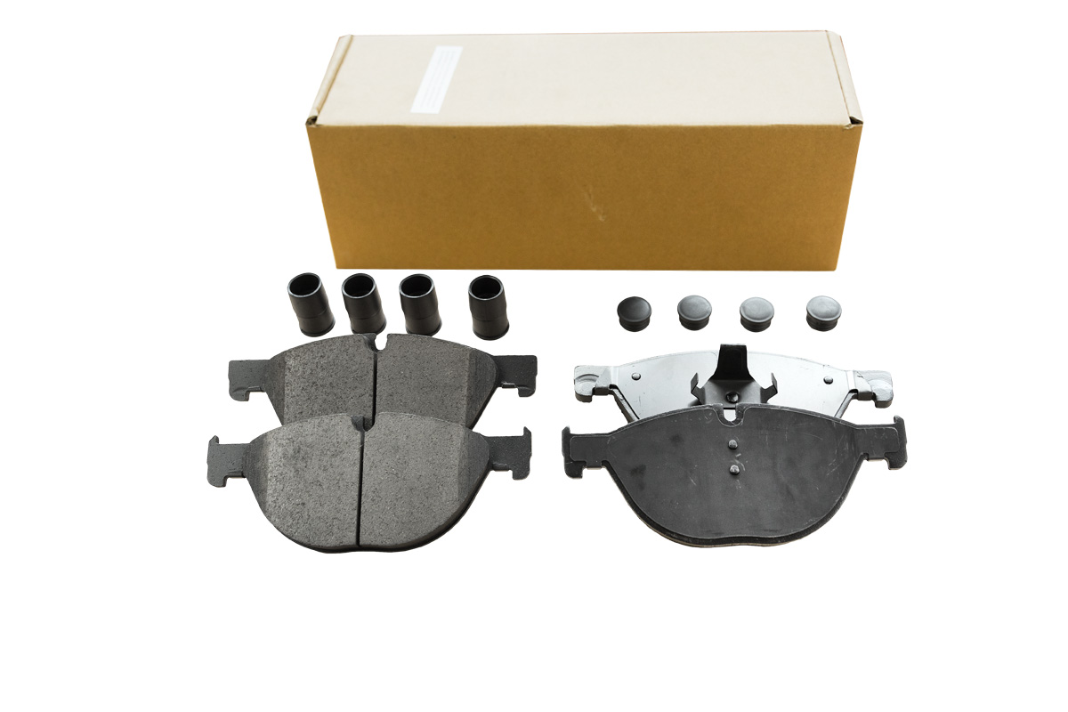 Передние керамические колодки Evolution Sport Z23 для BMW 5 (F10/F11/F07), 6 (F06/F13/F12), 7 (F01/F02/F04)