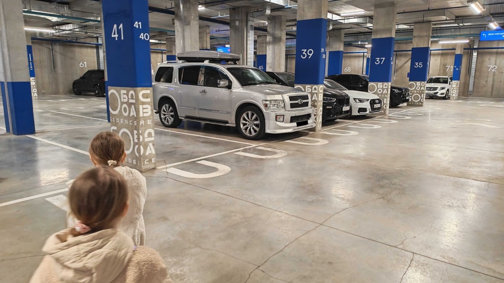 AutoBlogQX56_23.jpg